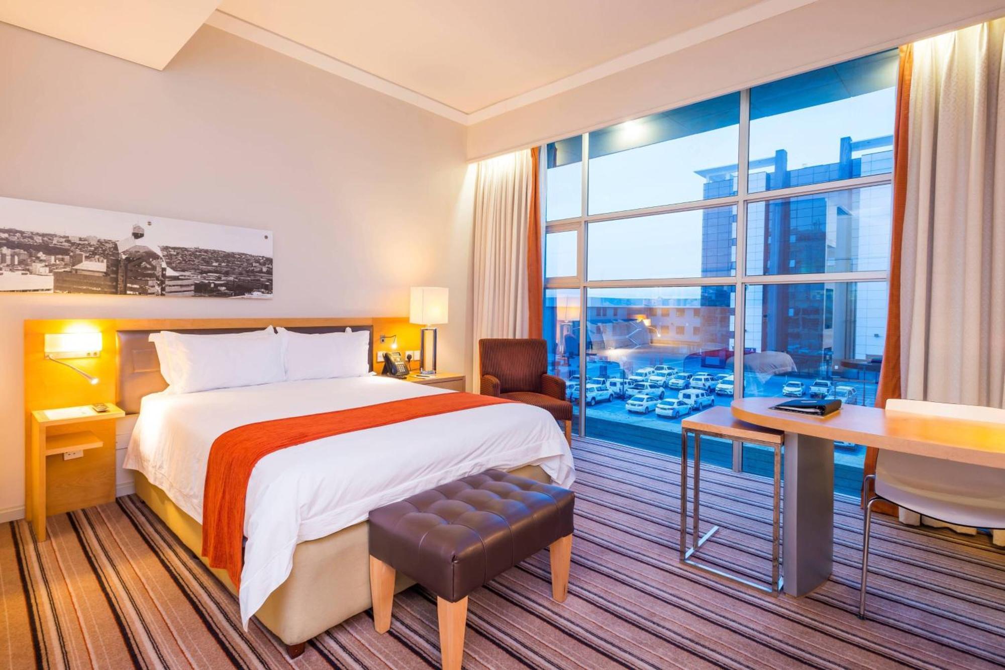 Protea Hotel By Marriott Gaborone Masa Square Экстерьер фото